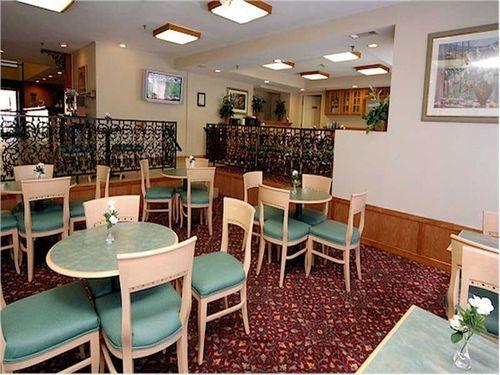 La Quinta Inn By Wyndham Austin North Restaurant bilde